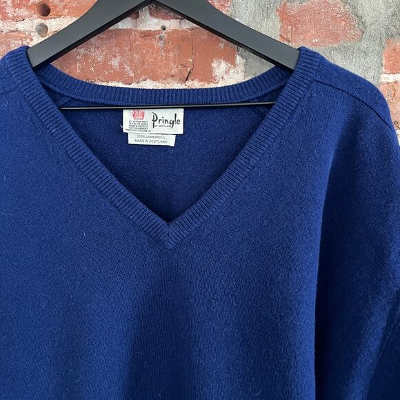 VTG Pringle of Scotland Men's 100% Lambswool Navy V-Neck Sweater XL 25x29 - Picture 1 of 4